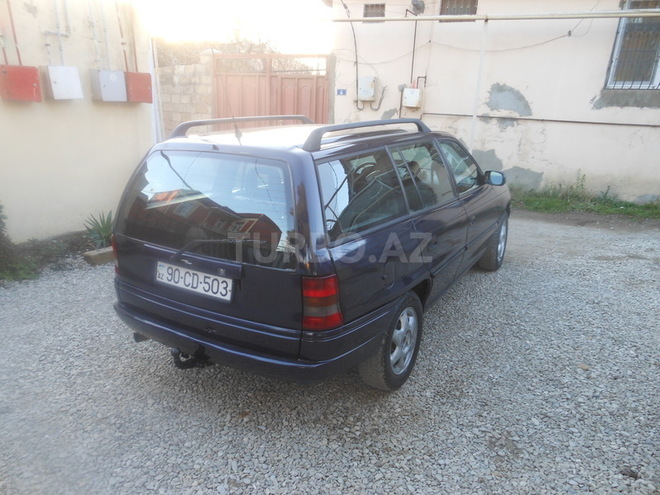 Opel Astra 1995, 332,000 km - 1.6 l - Bakı