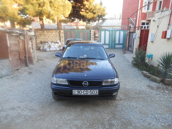 Opel Astra 1995, 332,000 km - 1.6 l - Bakı