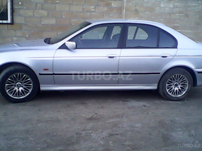 BMW 528 1998, 454,568 km - 2.8 l - Balakən