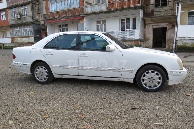 Mercedes E 200 1999, 950,102 km - 2.0 л - Lənkəran
