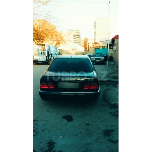 Mercedes E 280 1998, 199,994 km - 2.8 л - Bakı