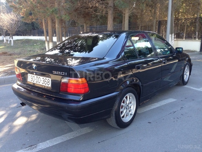 BMW 320 1994, 200,000 km - 2.0 l - Sumqayıt