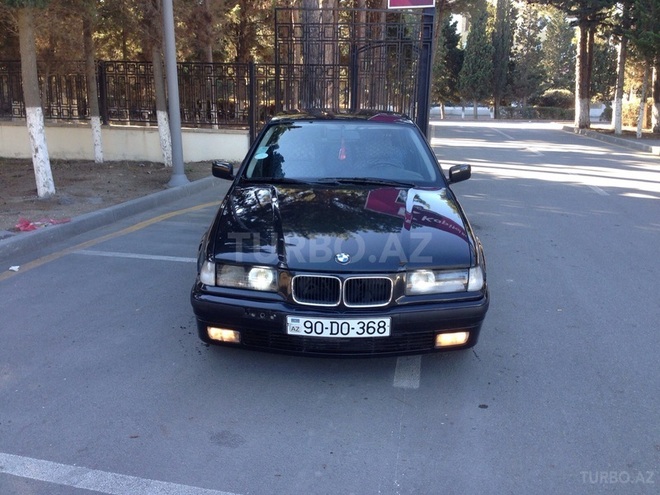 BMW 320 1994, 200,000 km - 2.0 l - Sumqayıt