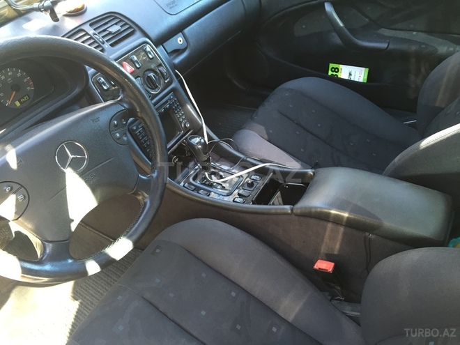 Mercedes  2001, 208,000 km - 2.3 l - Bakı