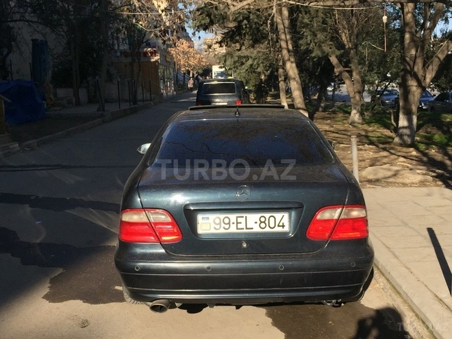 Mercedes  2001, 208,000 km - 2.3 l - Bakı