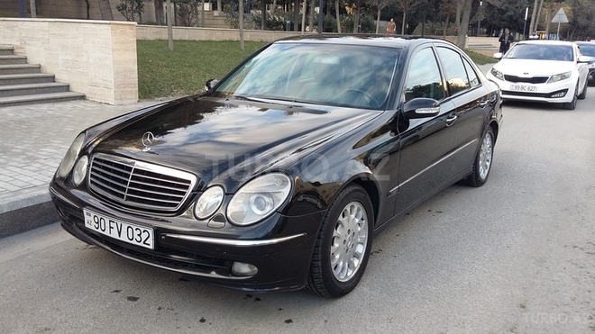 Mercedes E 220 2006, 235,000 km - 2.2 л - Bakı
