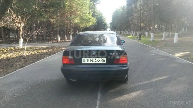 BMW 318 1994, 165,000 km - 2.0 l - Sumqayıt