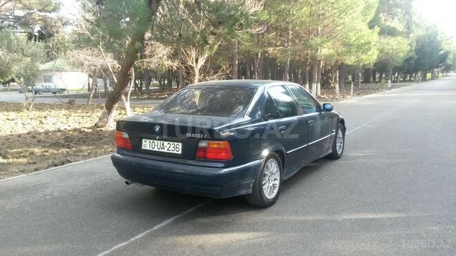 BMW 318 1994, 165,000 km - 2.0 l - Sumqayıt