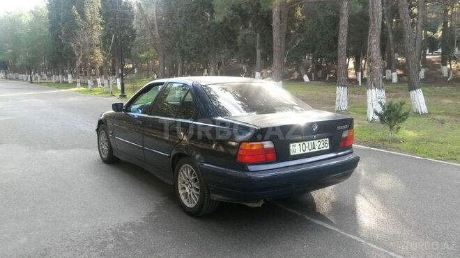 BMW 318 1994, 165,000 km - 2.0 l - Sumqayıt