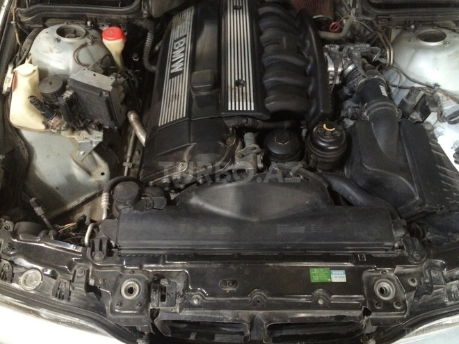 BMW 528 1997, 246,050 km - 2.8 l - Bakı