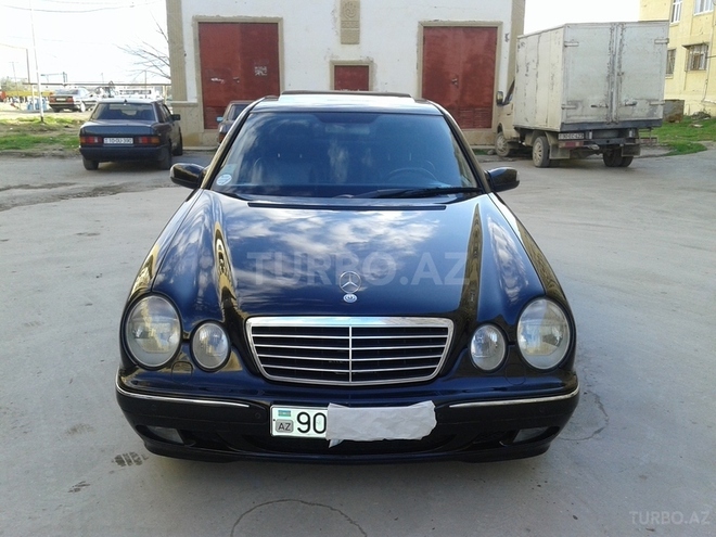 Mercedes E 220 2000, 231,000 km - 2.2 l - Bakı