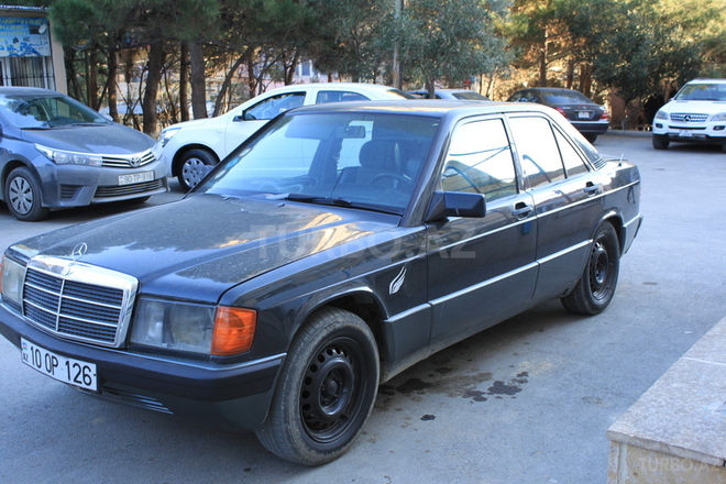 Mercedes 190 1989, 220,000 km - 2.0 l - Bakı