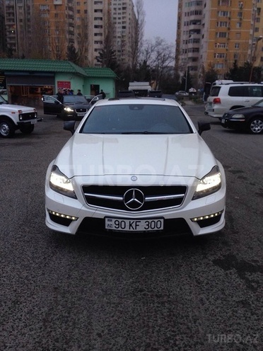 Mercedes CLS 63 AMG 2012, 28,000 km - 5.5 l - Bakı