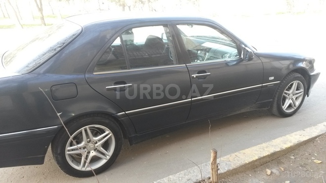 Mercedes C 200 1999, 280,000 km - 2.0 l - Bakı