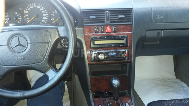 Mercedes C 200 1999, 280,000 km - 2.0 l - Bakı