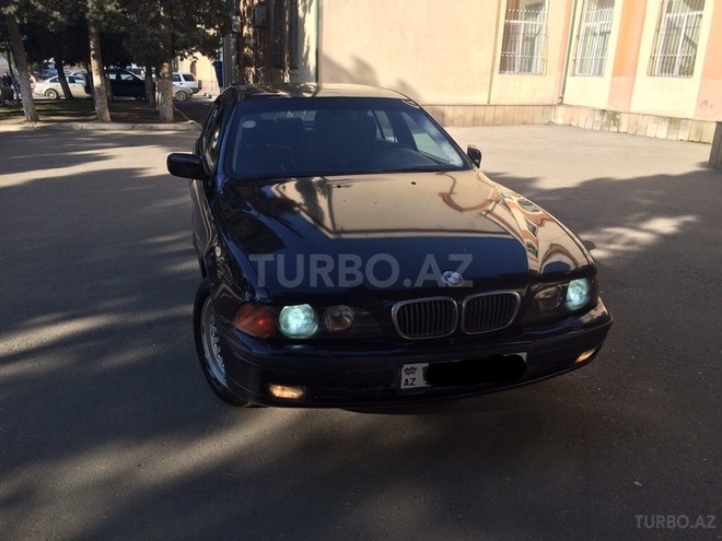 BMW 528 1999, 236,586 km - 2.8 l - Bakı