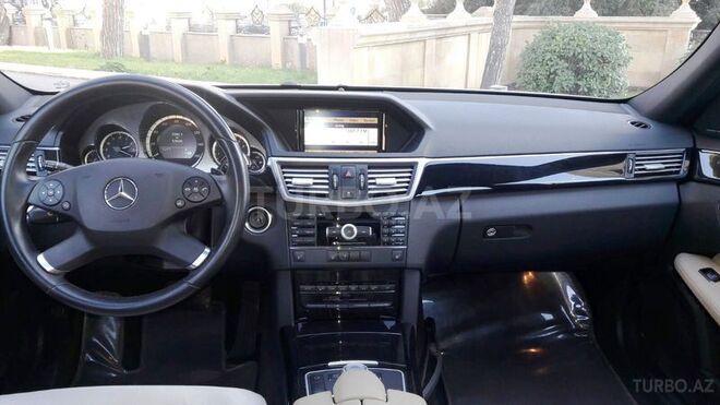 Mercedes E 350 2010, 53,000 km - 3.5 l - Bakı