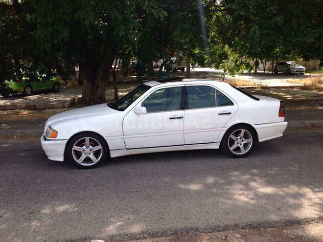 Mercedes C 230 1998, 313,000 km - 2.3 l - Bakı