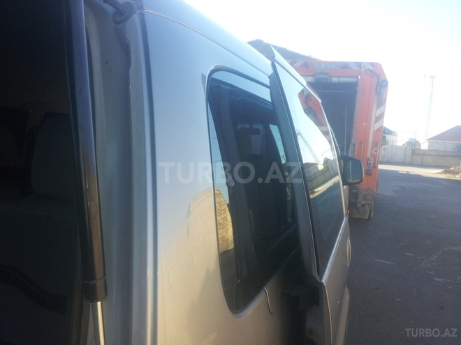 Hyundai H-1 2006, 150,000 km - 2.5 l - Bakı