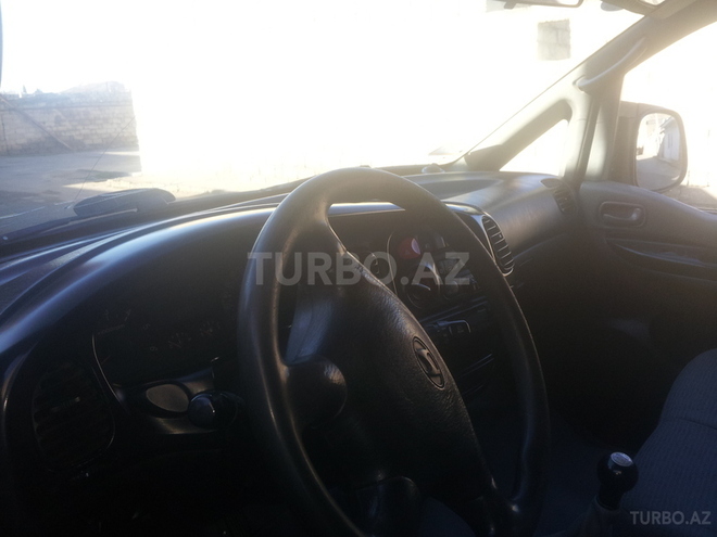 Hyundai H-1 2006, 150,000 km - 2.5 l - Bakı
