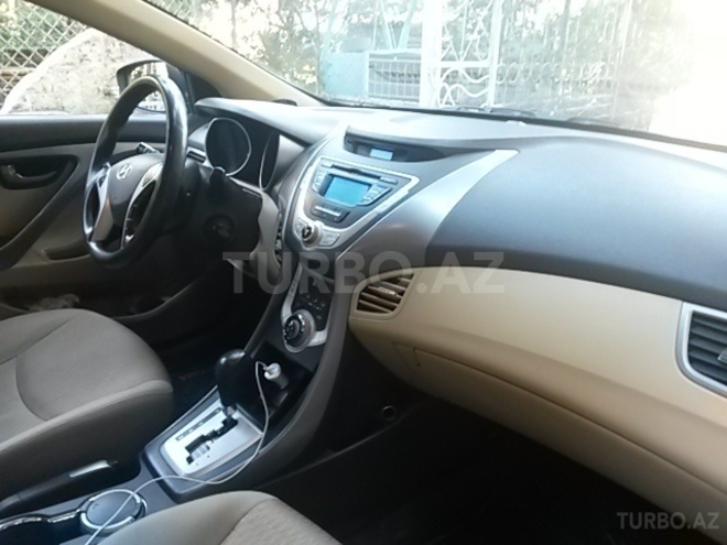Hyundai Elantra 2013, 82,000 km - 1.6 l - Bakı