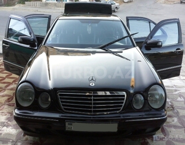 Mercedes E 320 2000, 260,000 km - 3.2 l - Bakı