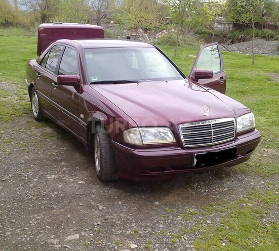 Mercedes C 230 1998, 243,578 km - 2.3 l - Zaqatala