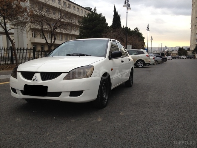 Mitsubishi Lancer 2004, 250,000 km - 1.3 л - Bakı