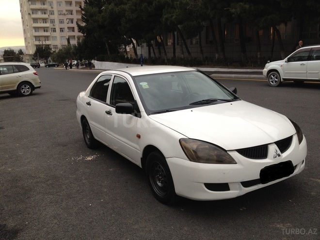 Mitsubishi Lancer 2004, 250,000 km - 1.3 л - Bakı
