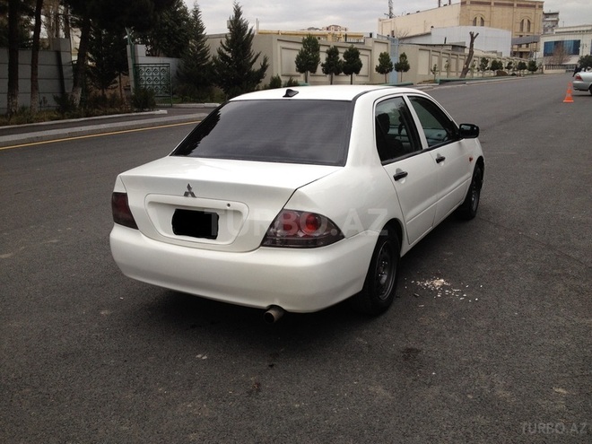 Mitsubishi Lancer 2004, 250,000 km - 1.3 л - Bakı