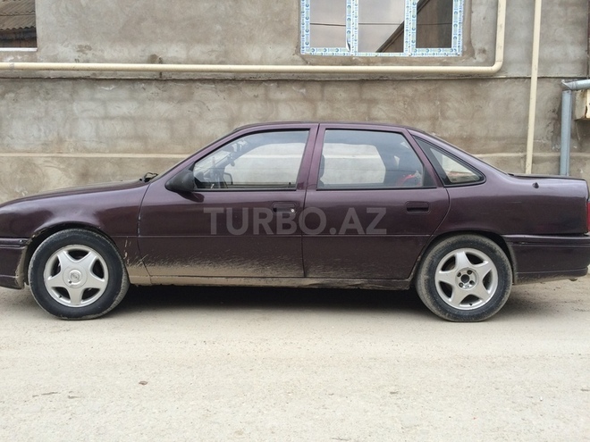 Opel Vectra 1993, 275,876 km - 1.8 l - Bakı