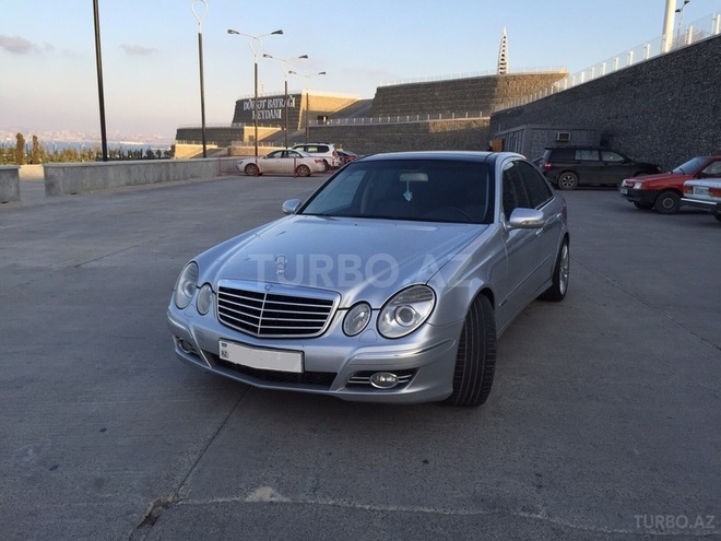 Mercedes E 280 2006, 225,000 km - 0.3 l - Bakı