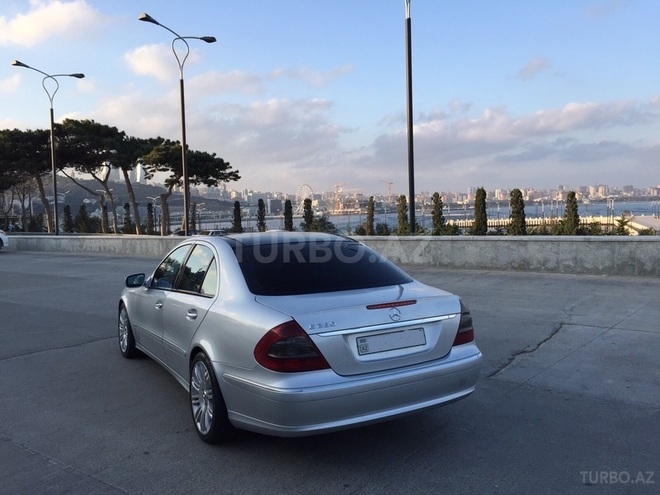 Mercedes E 280 2006, 225,000 km - 0.3 l - Bakı