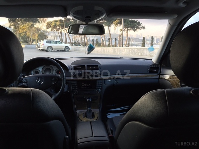 Mercedes E 280 2006, 225,000 km - 0.3 l - Bakı