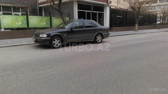 Mercedes C 220 2000, 254,874 km - 2.2 l - Bakı