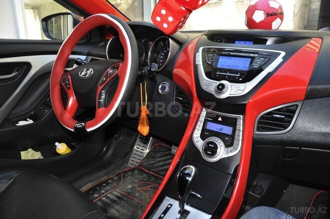 Hyundai Elantra 2012, 69,000 km - 1.8 л - Bakı