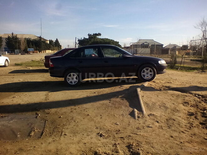 Opel Vectra 1996, 198,000 km - 2.0 l - Bakı