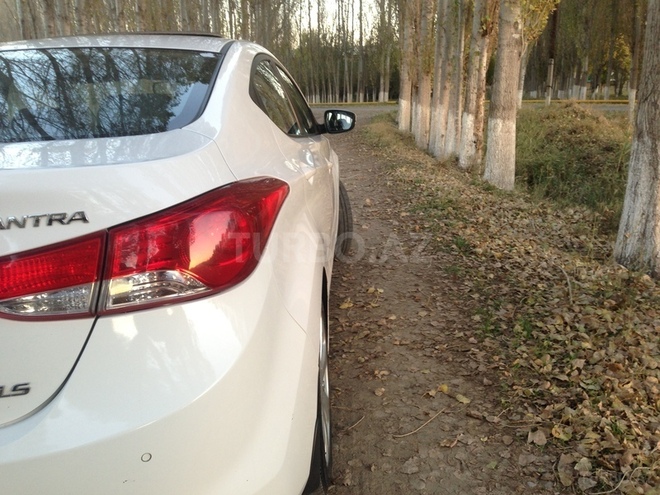 Hyundai Elantra 2014, 77,777 km - 1.8 l - Şərur