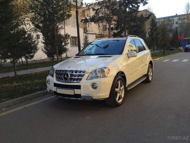 Mercedes ML 550 2009, 60,500 km - 5.5 л - Bakı
