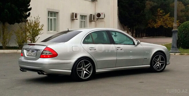 Mercedes E 270 2002, 212,000 km - 2.7 l - Bakı