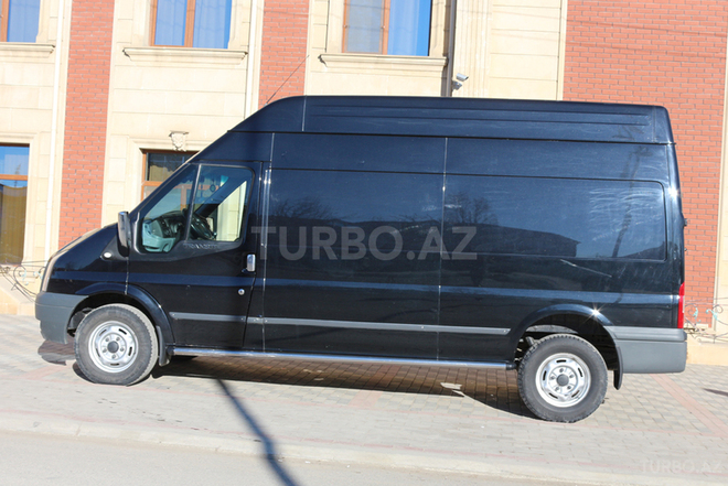 Ford Transit 2009, 190,000 km - 2.4 l - Quba