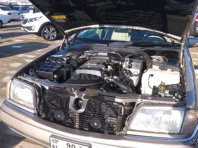 Mercedes C 220 1996, 136,000 km - 2.2 l - Sumqayıt