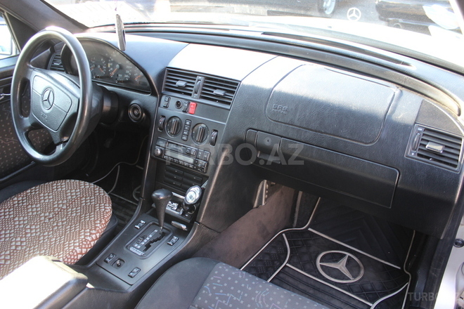 Mercedes C 180 1993, 250,000 km - 1.8 l - Bakı