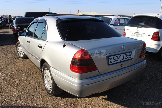 Mercedes C 180 1993, 250,000 km - 1.8 l - Bakı