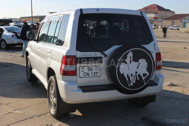 Mitsubishi Pajero io 2001, 117,000 km - 2.0 l - Sumqayıt