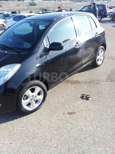 Toyota Yaris 2009, 117,000 km - 1.3 l - Bakı
