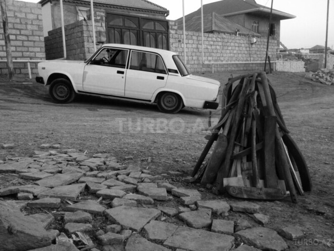 LADA (VAZ) 2107 2010, 800,000 km - 0.4 л - Bakı