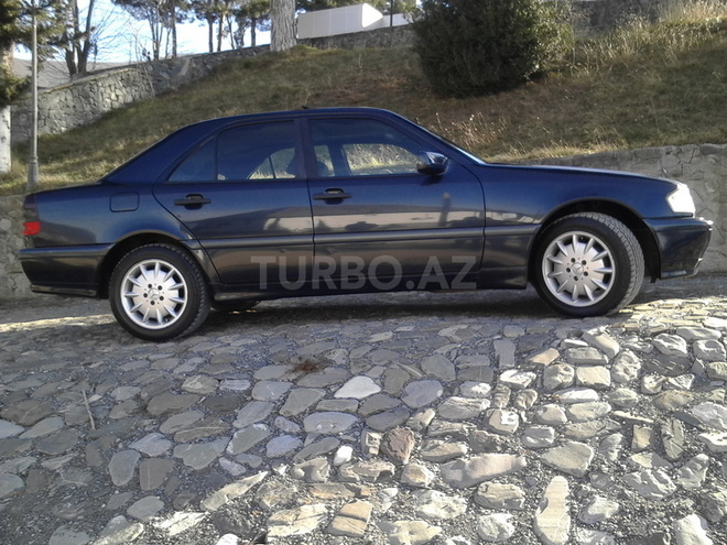 Mercedes C 200 1998, 109,571 km - 2.0 l - Şəki