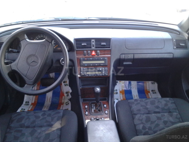 Mercedes C 200 1998, 109,571 km - 2.0 l - Şəki