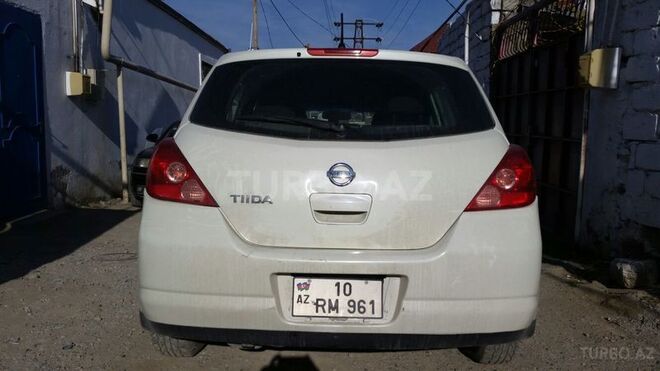 Nissan Tiida 2006, 100,000 km - 1.6 л - Bakı
